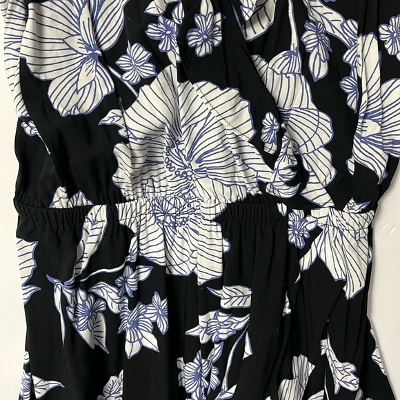 Express Faux Wrap Mini Dress, Black/Floral, SM - Picture 4 of 7